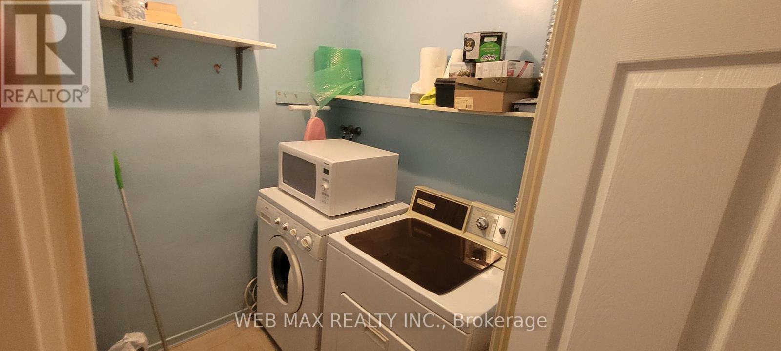 #804 980 BROADVIEW AVENUE - 17