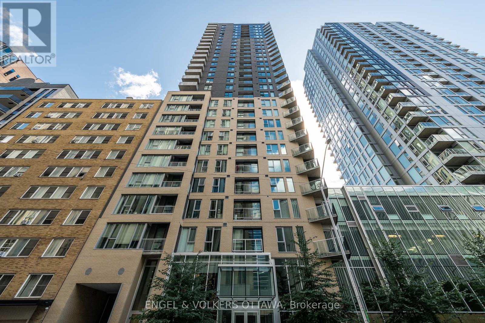 #1103 40 NEPEAN STREET - 1