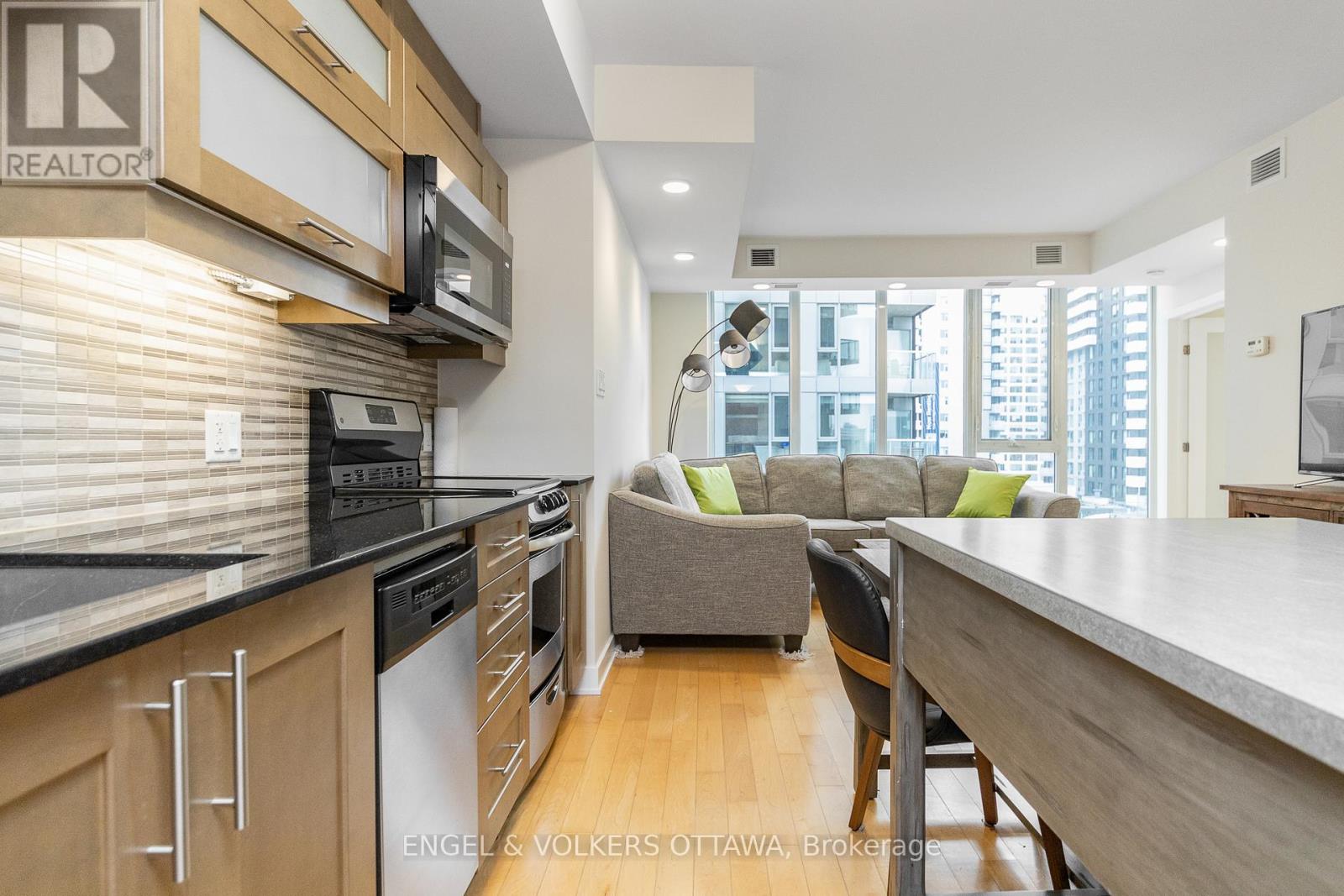 #1103 40 NEPEAN STREET - 15