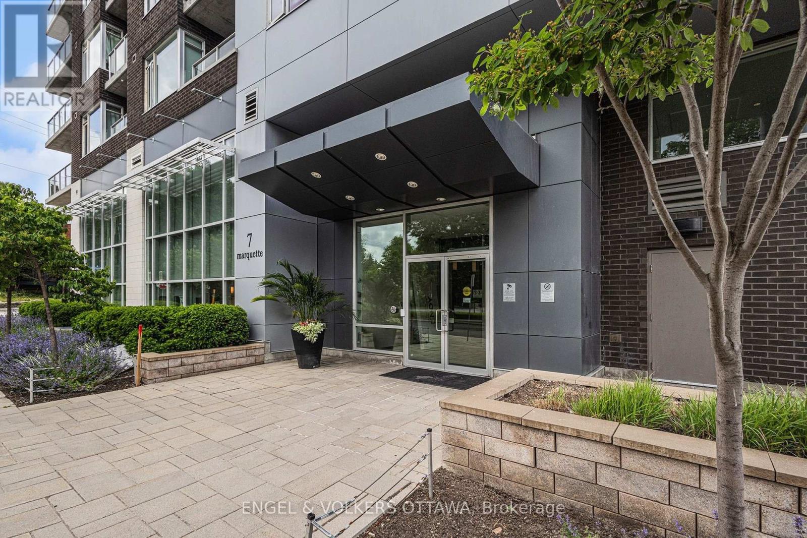 #318 7 MARQUETTE AVENUE - 1