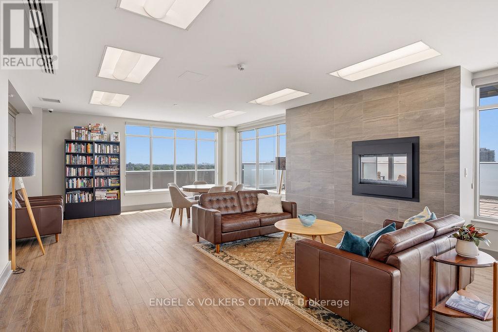 #318 7 MARQUETTE AVENUE - 26