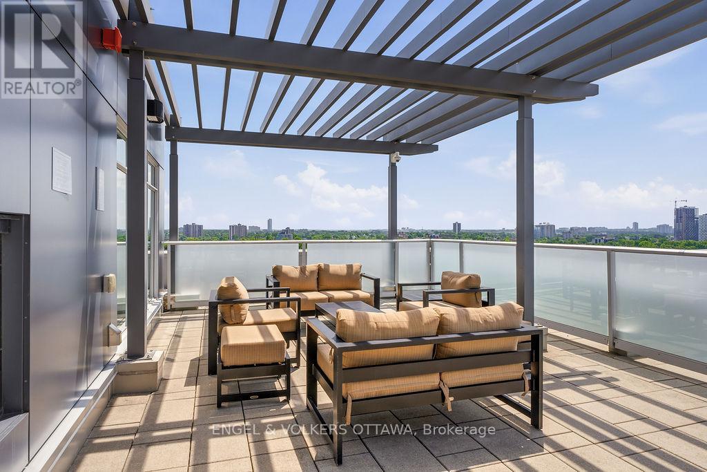 #318 7 MARQUETTE AVENUE - 28