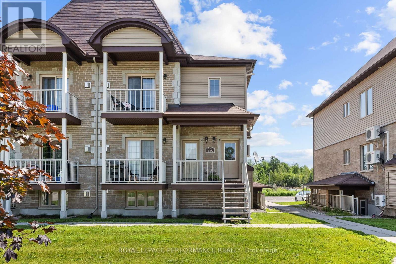 #3 185 BOURDEAU BOULEVARD - 1