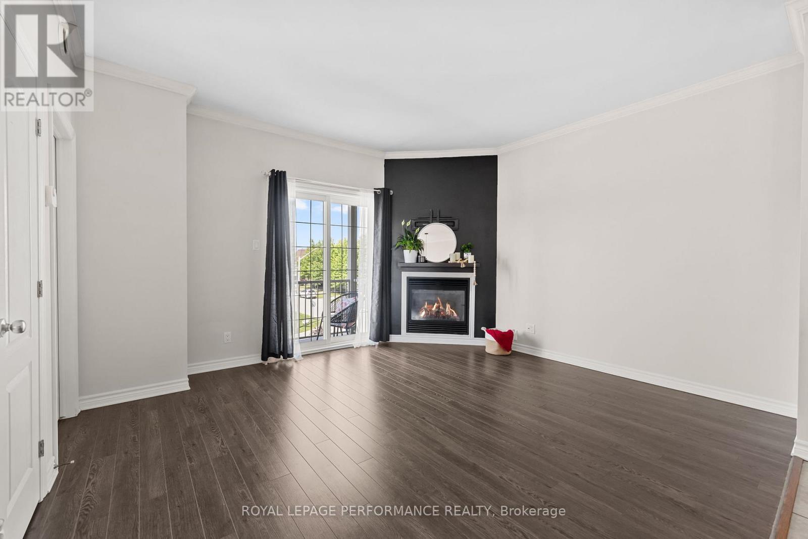 #3 185 BOURDEAU BOULEVARD - 11