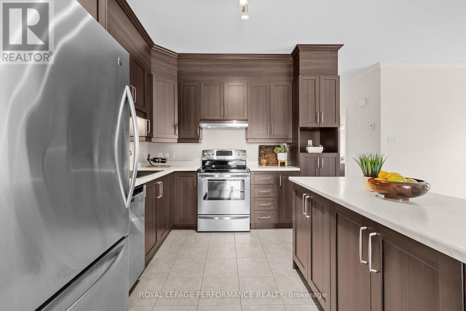 #3 185 BOURDEAU BOULEVARD - 18