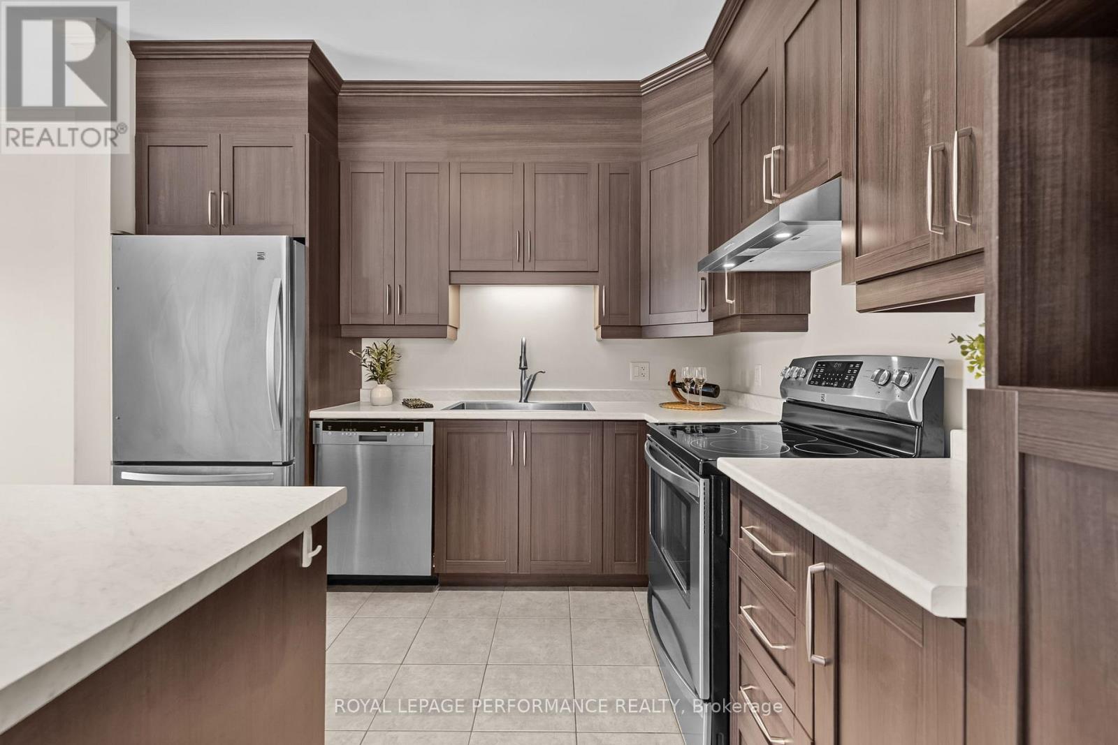 #3 185 BOURDEAU BOULEVARD - 20