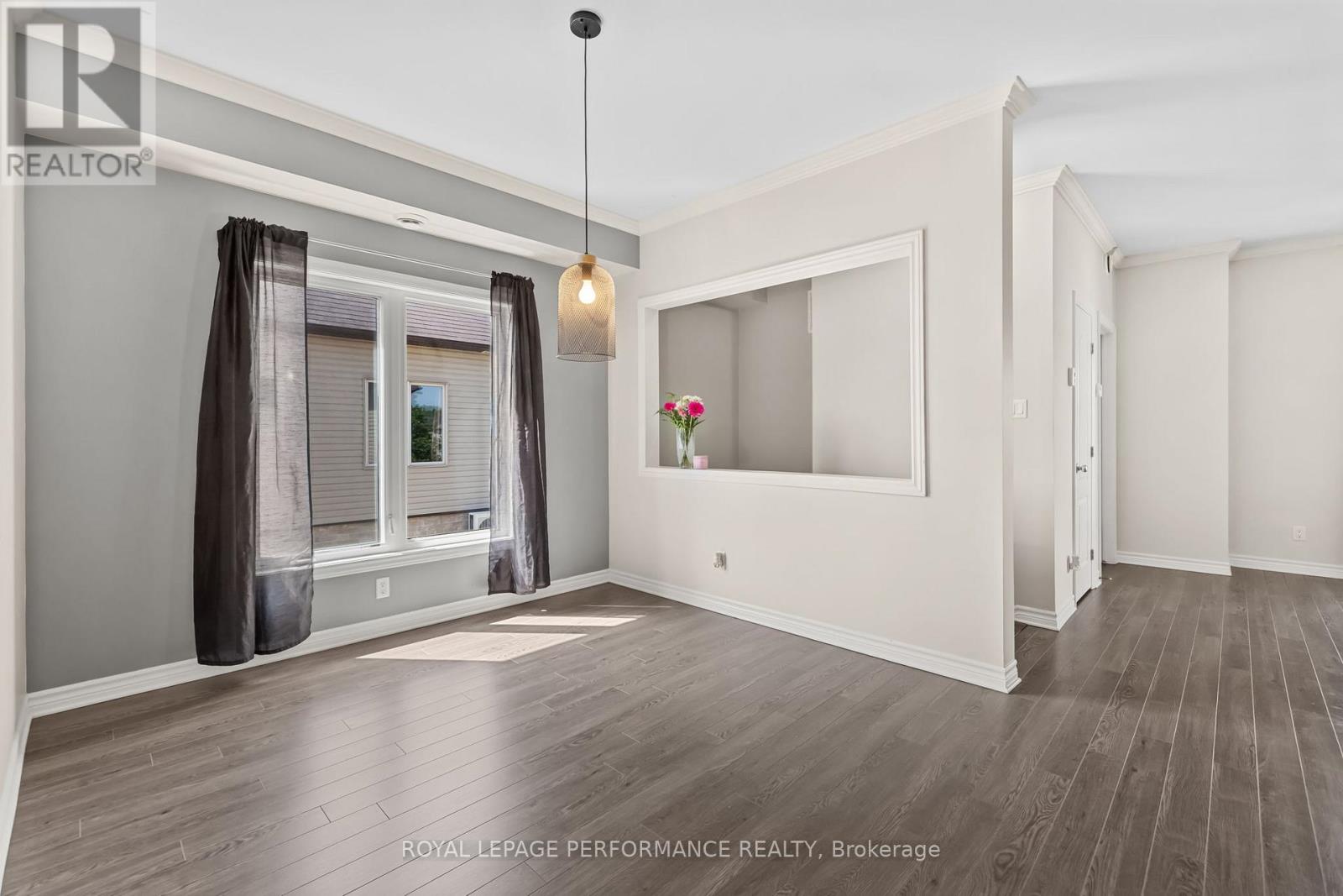 #3 185 BOURDEAU BOULEVARD - 22