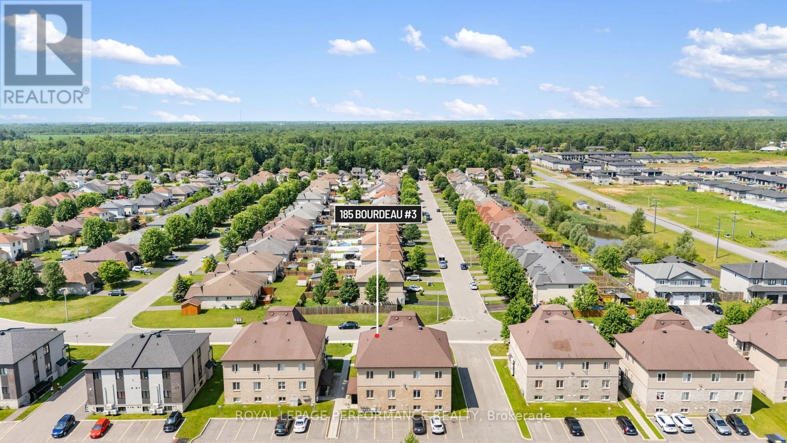 3 - 185 Bourdeau Boulevard
