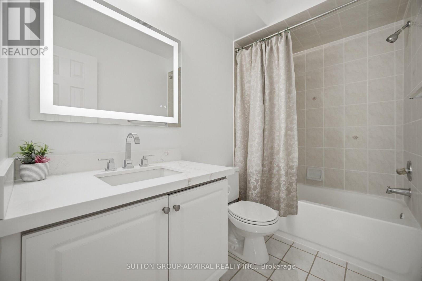 190 BANTRY AVENUE - 22