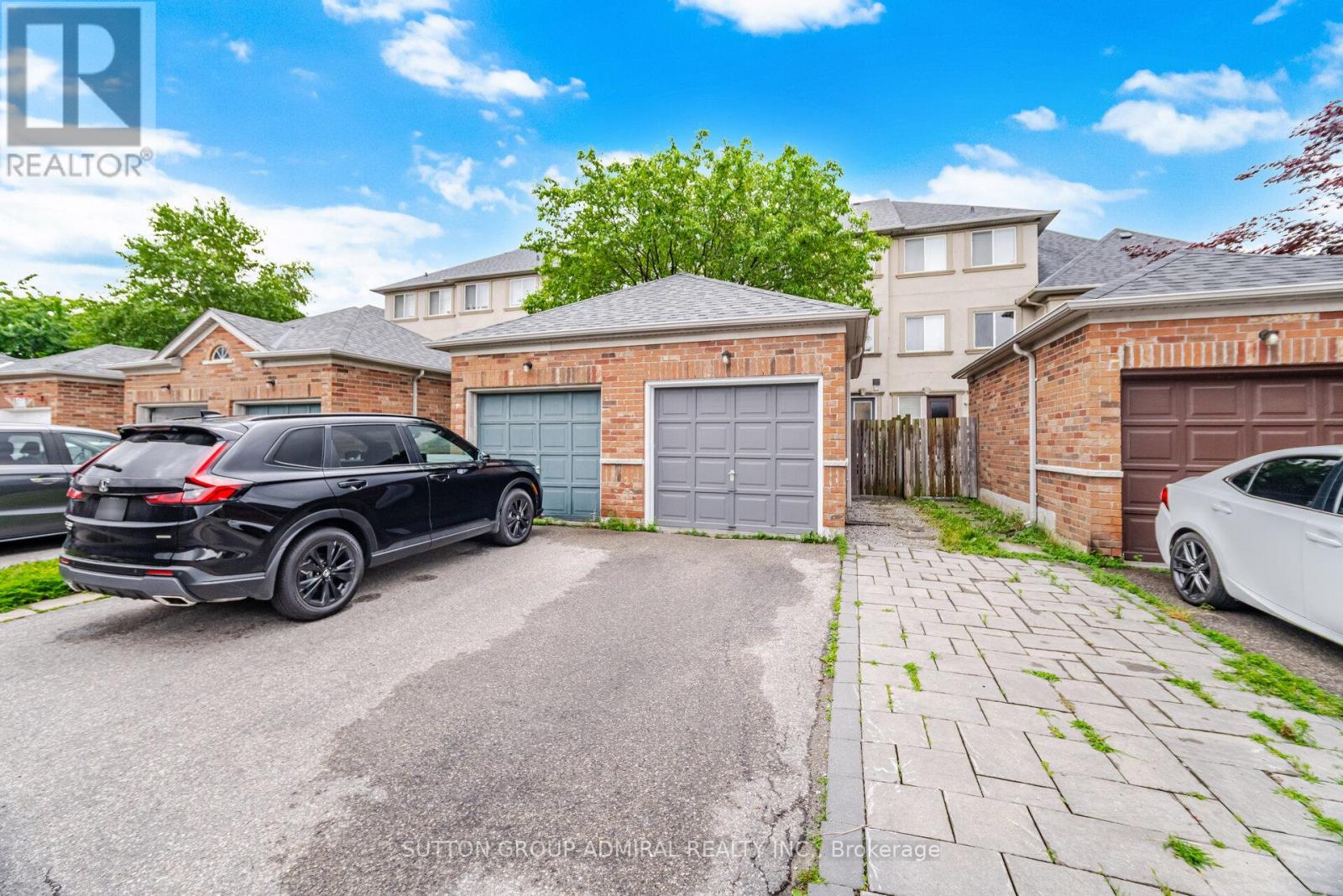 190 BANTRY AVENUE - 50