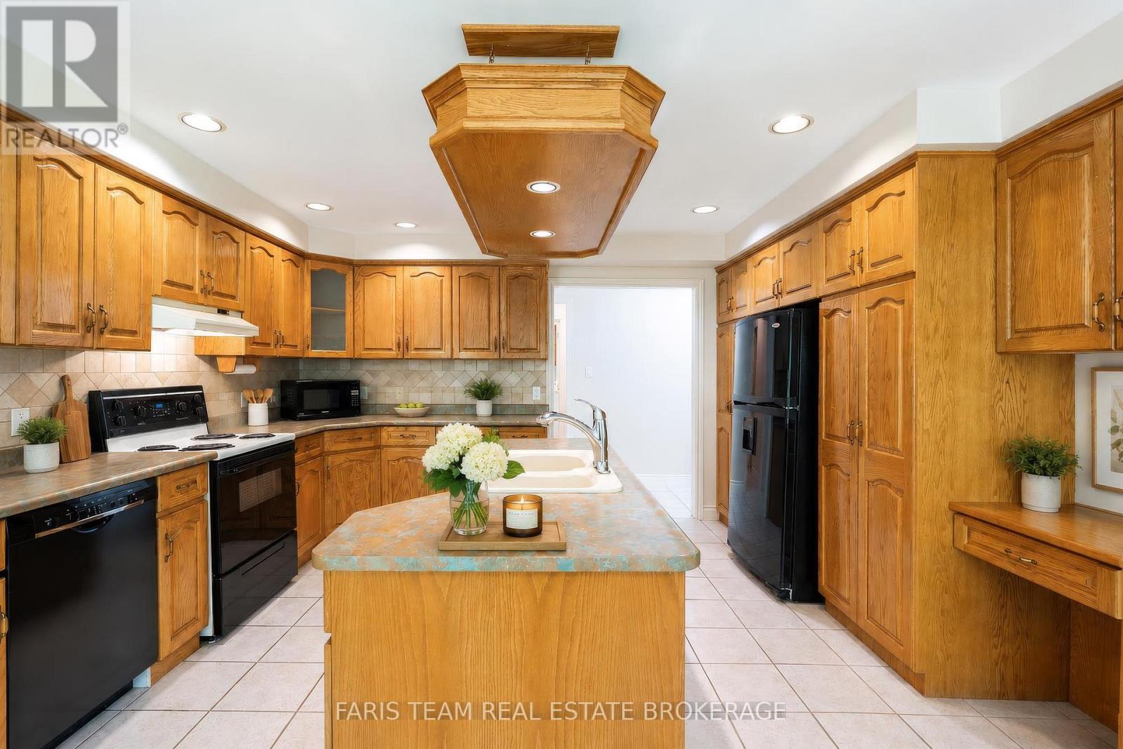 2088 WILKINSON STREET - 7