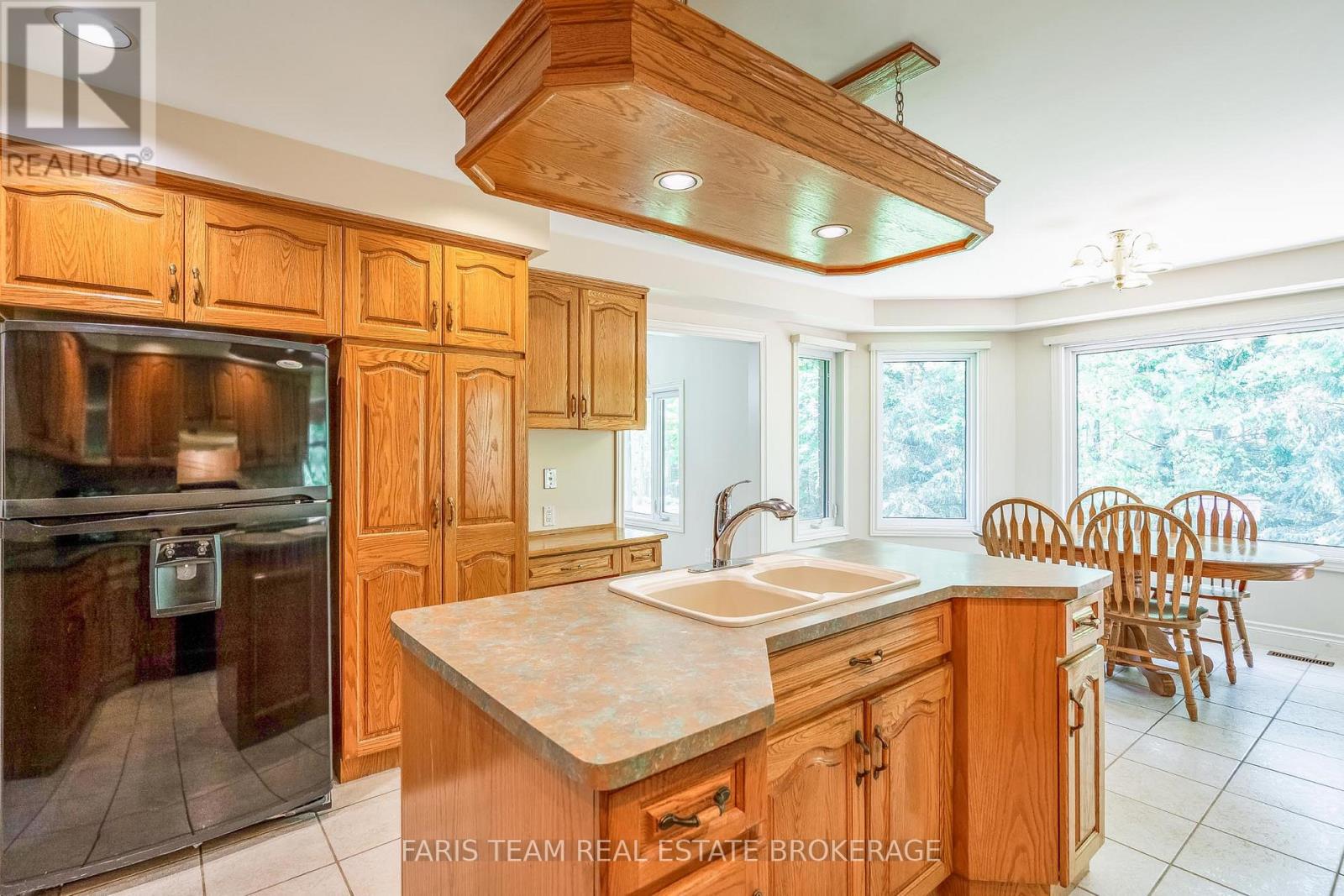 2088 WILKINSON STREET - 9