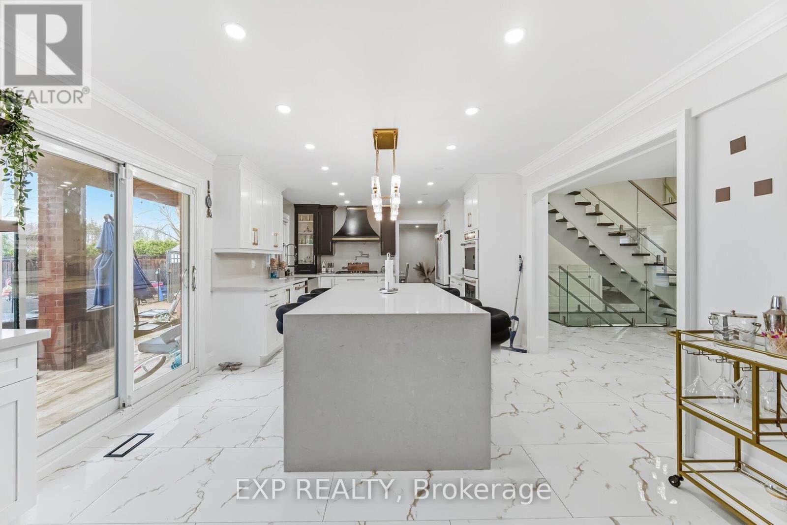 265 WYCLIFFE AVENUE - Image 11