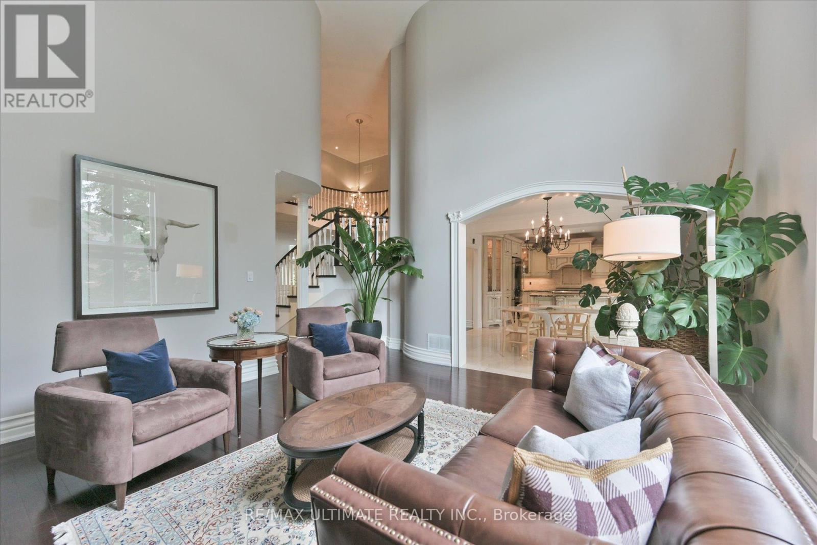 123 VILLAGE GREEN DRIVE - Image 17