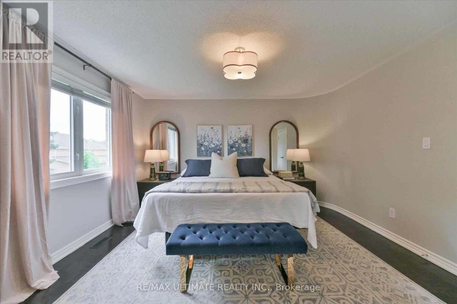 123 VILLAGE GREEN DRIVE - Image 25