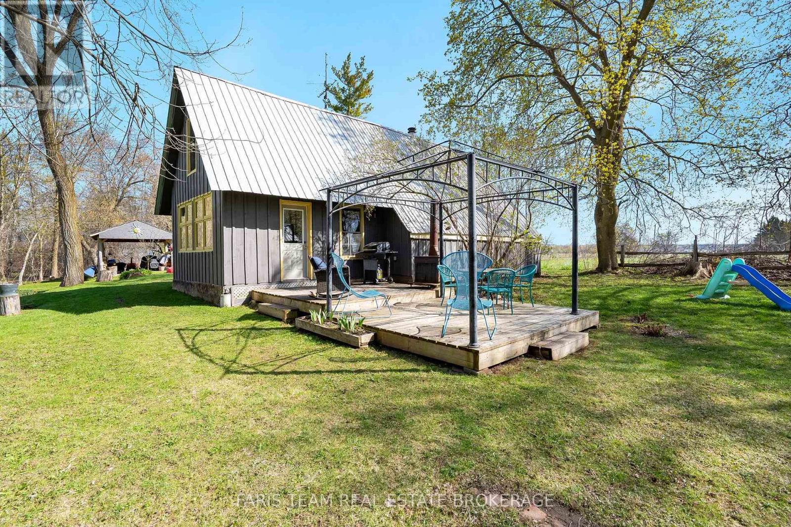 7237 6/7 SIDEROAD NOTTAWASAGA - 22