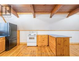 Primary Bedroom - 7237 6/7 Sideroad Nottawasaga, Clearview, ON L0M1G0 Photo 6