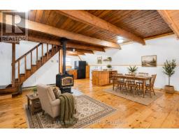 7237 6/7 Sideroad Nottawasaga, Clearview, ON L0M1G0 Photo 8