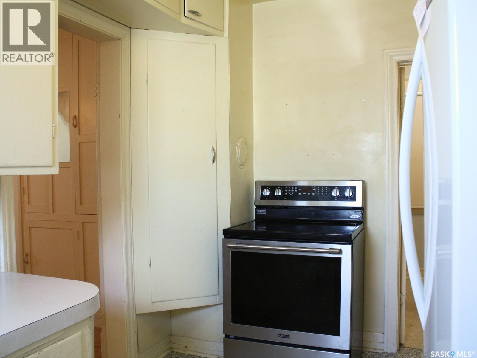 111 L AVENUE S - 11