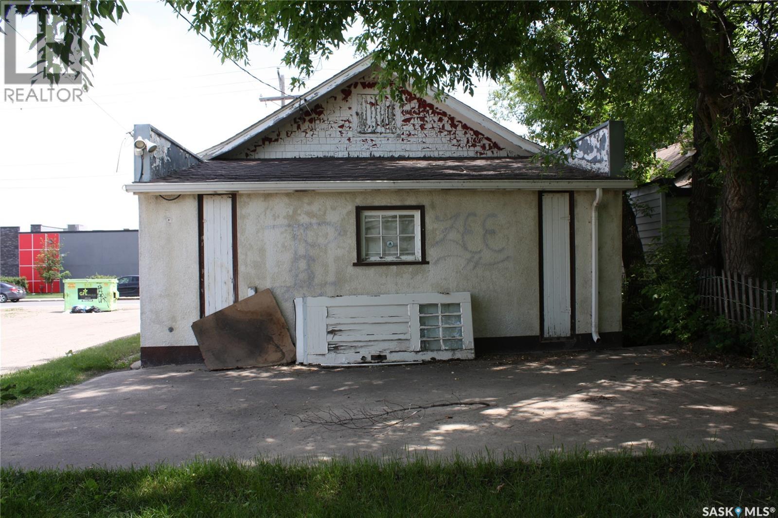 111 L AVENUE S - 26