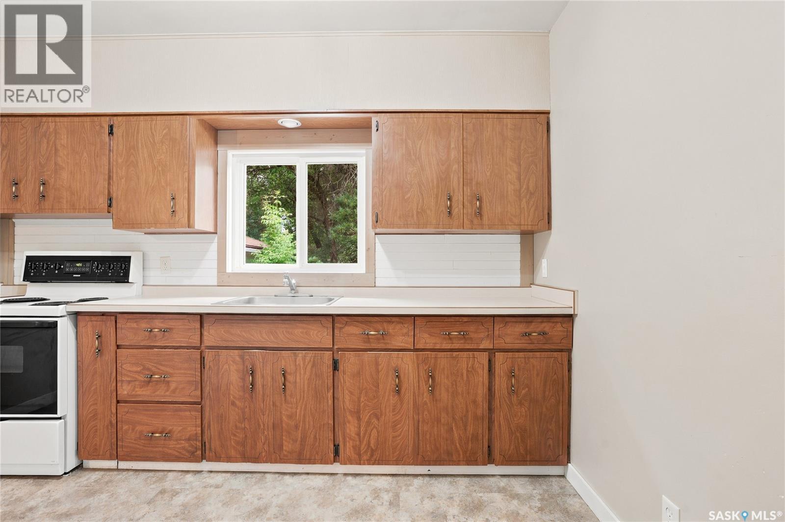3120 Caen STREET — photo 15