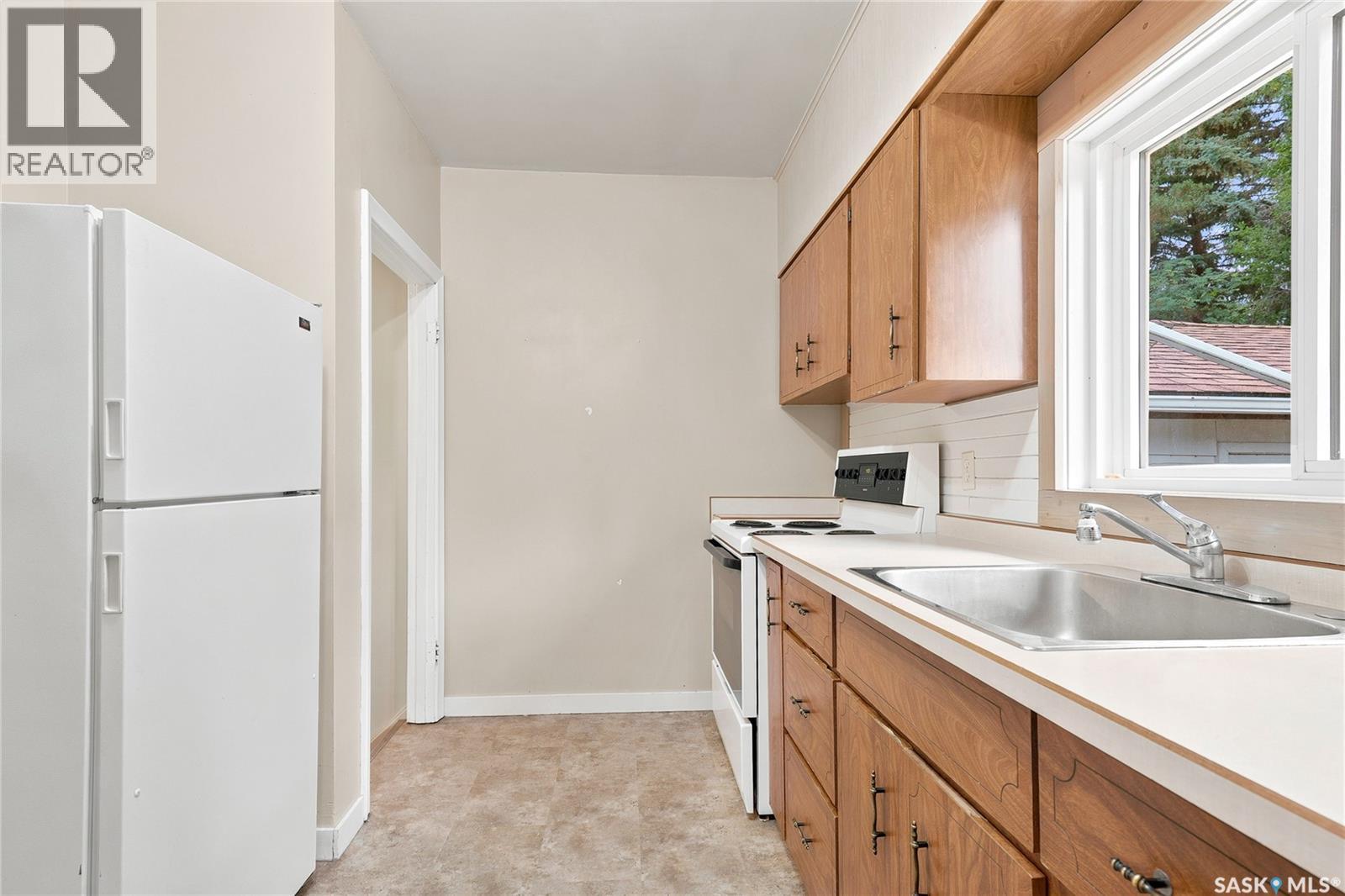 3120 Caen STREET — photo 16