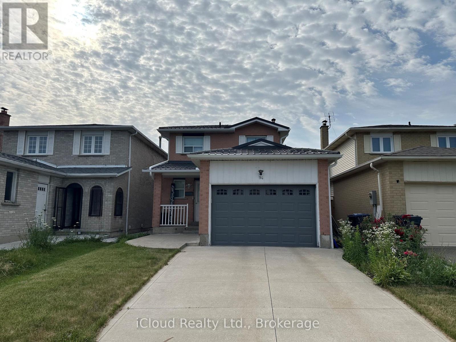 94 NEWBRIDGE CRESCENT - 1