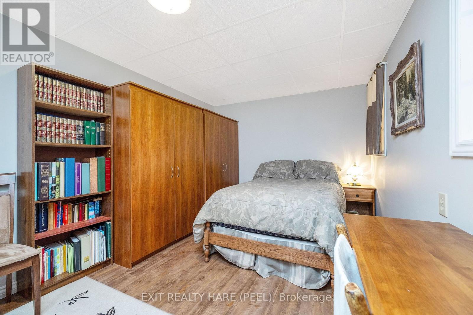 85 LEESON STREET S - Image 31