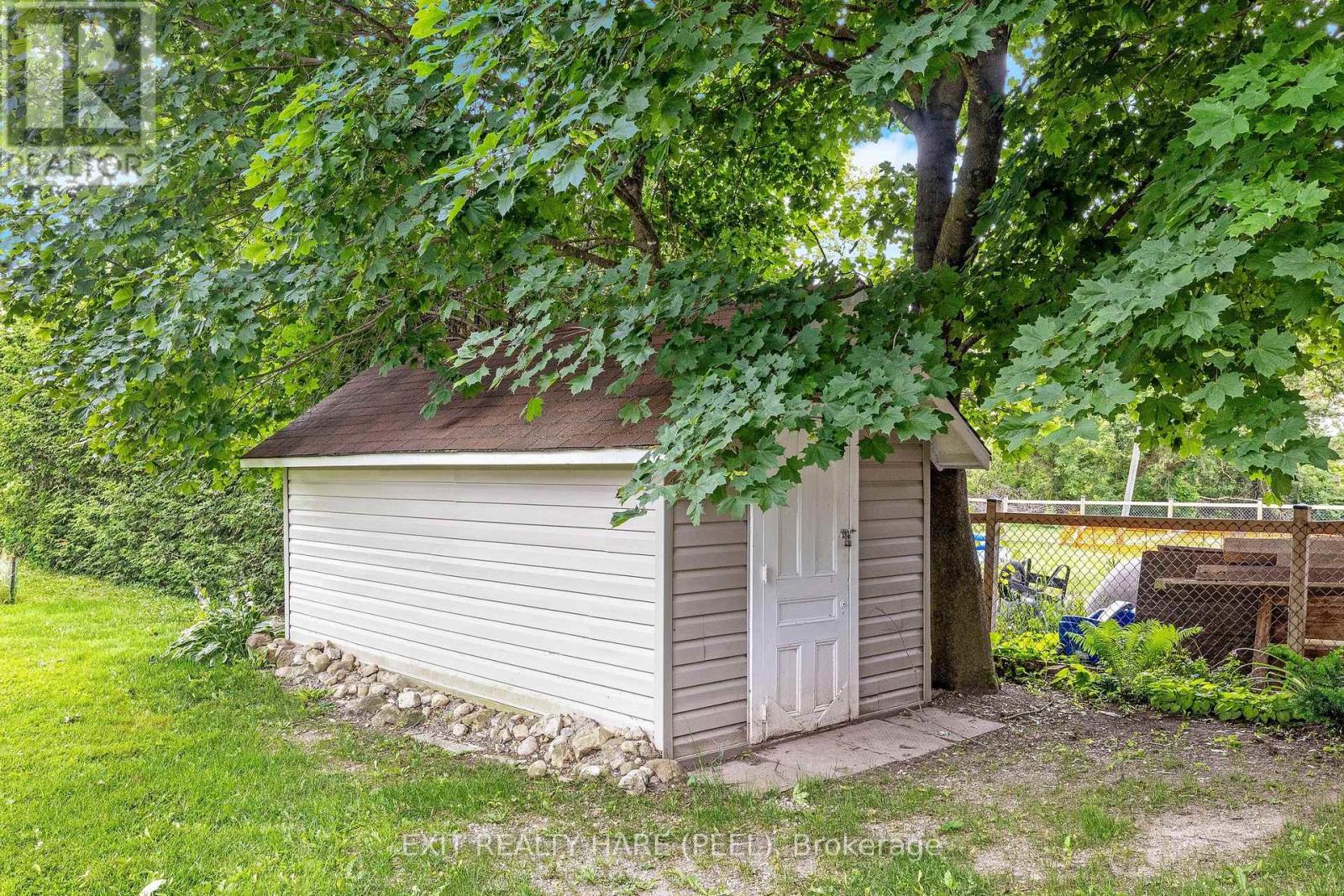 85 LEESON STREET S - Image 45