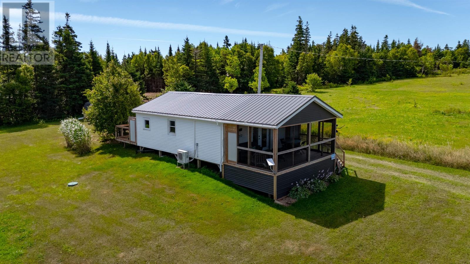 62 STANLEY Drive - 22