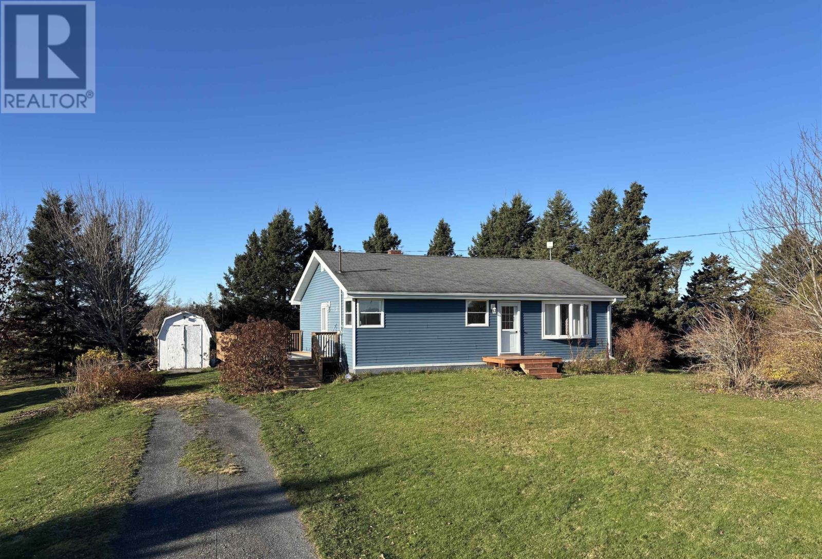 561 Strathcona Road - 1