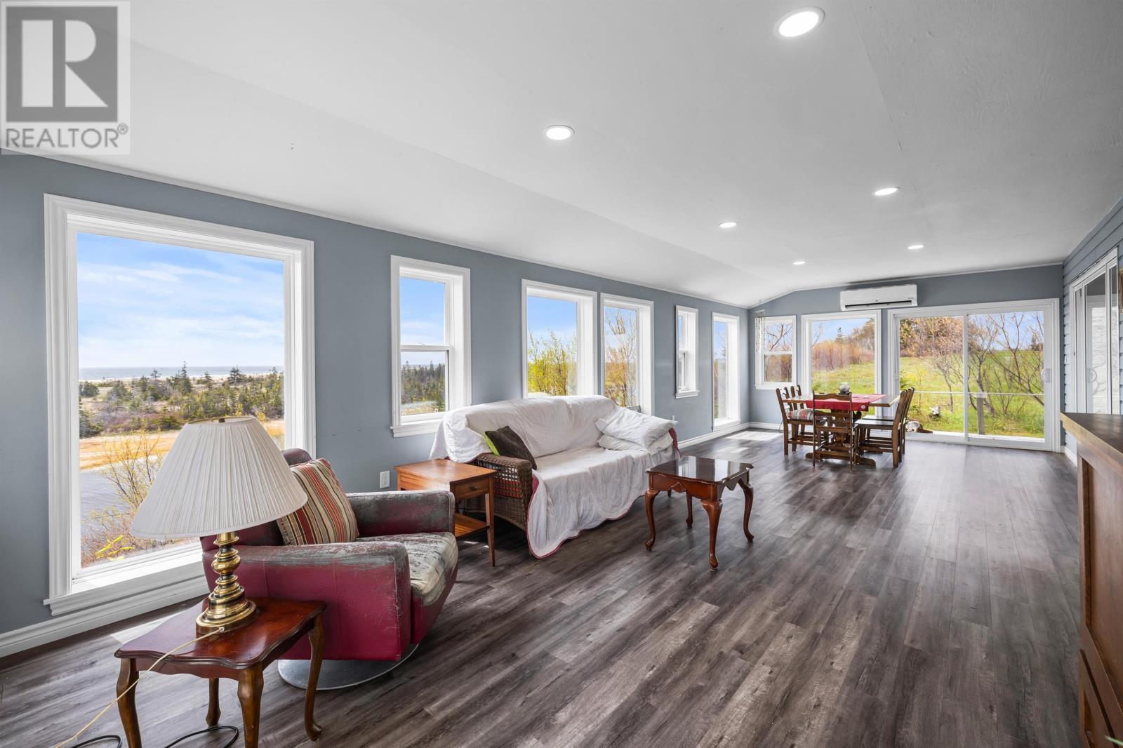 2958 East Point - 10