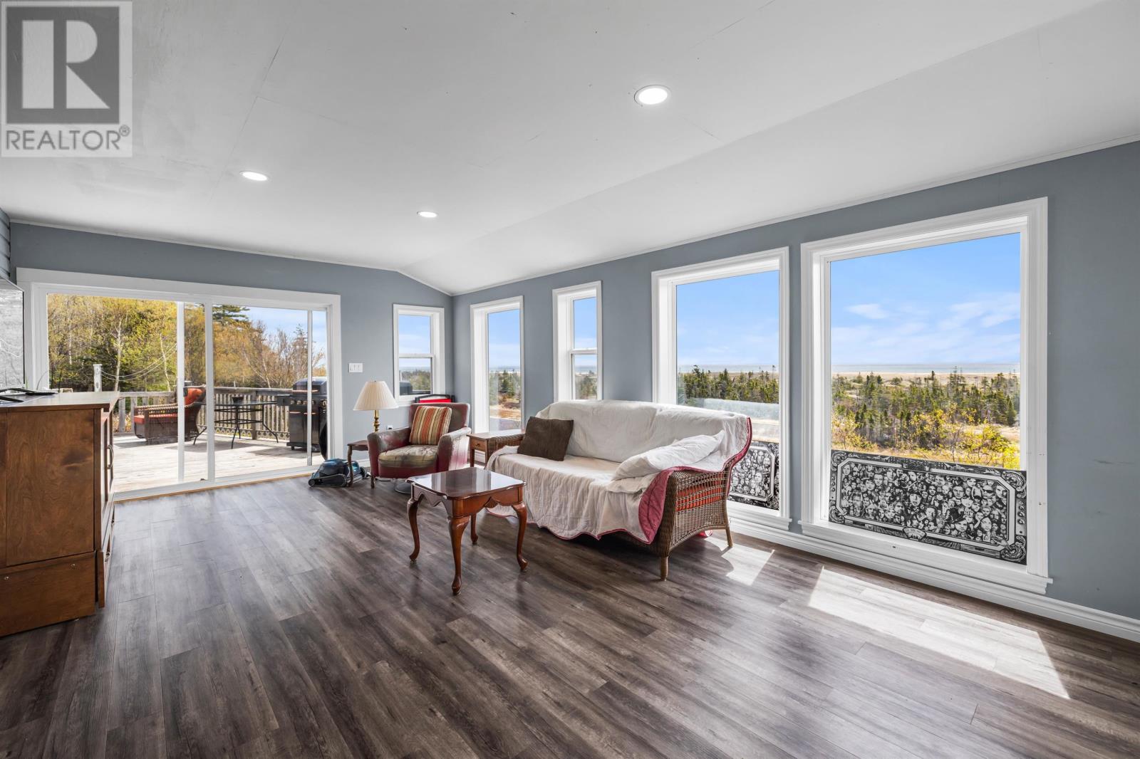 2958 East Point - 8