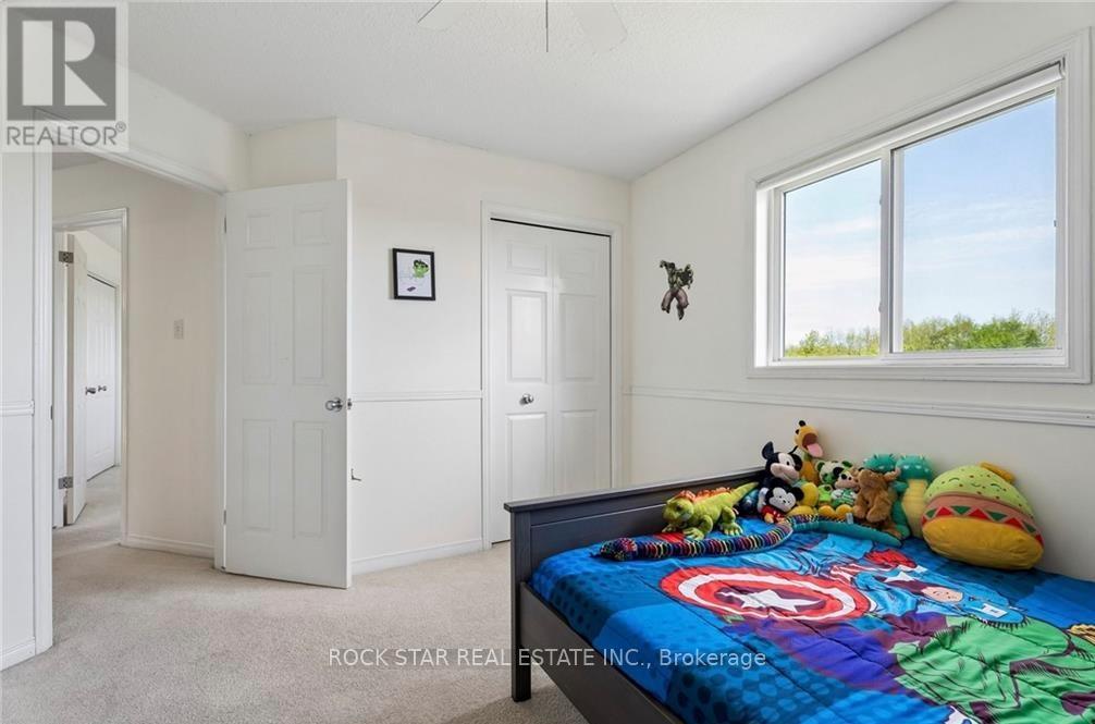 56 GOLDEN ACRES DRIVE - 14