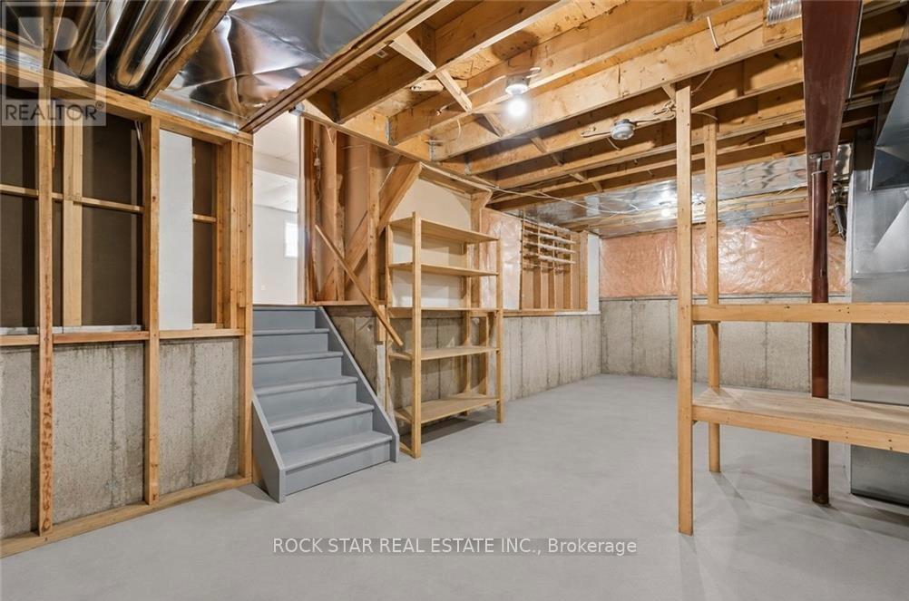 56 GOLDEN ACRES DRIVE - 25