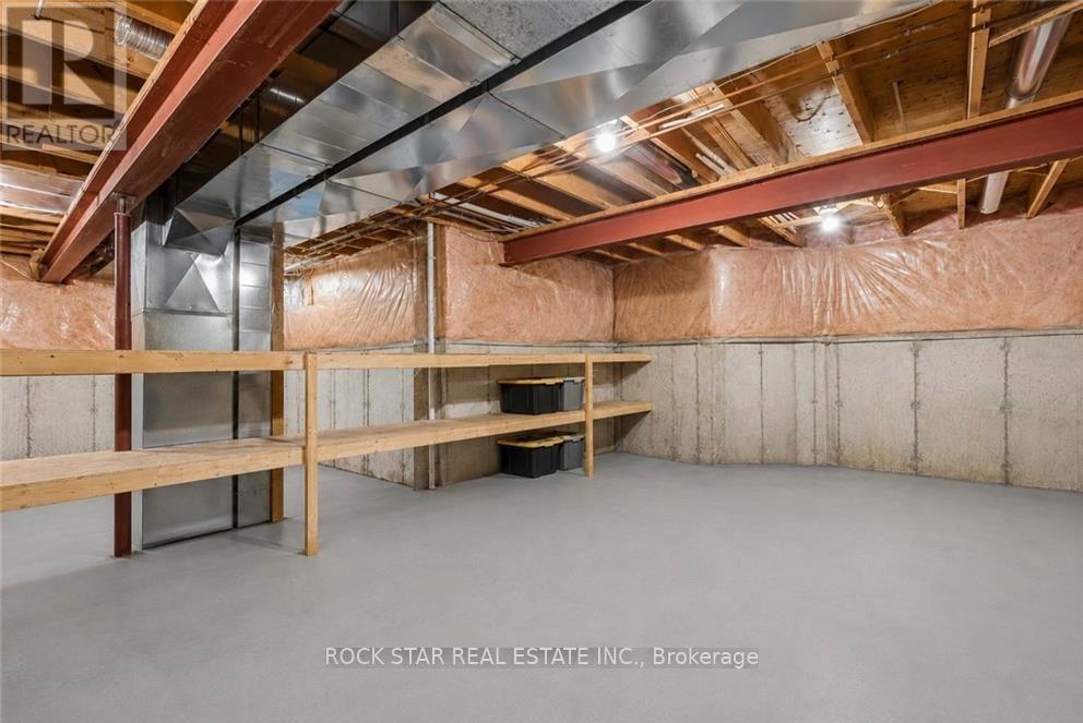 56 GOLDEN ACRES DRIVE - 26