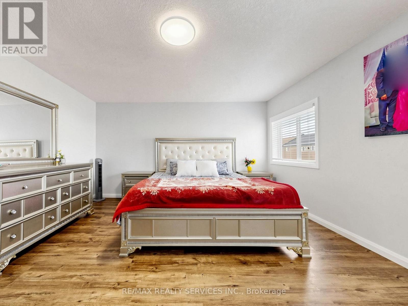 291 HARDCASTLE DRIVE - 20