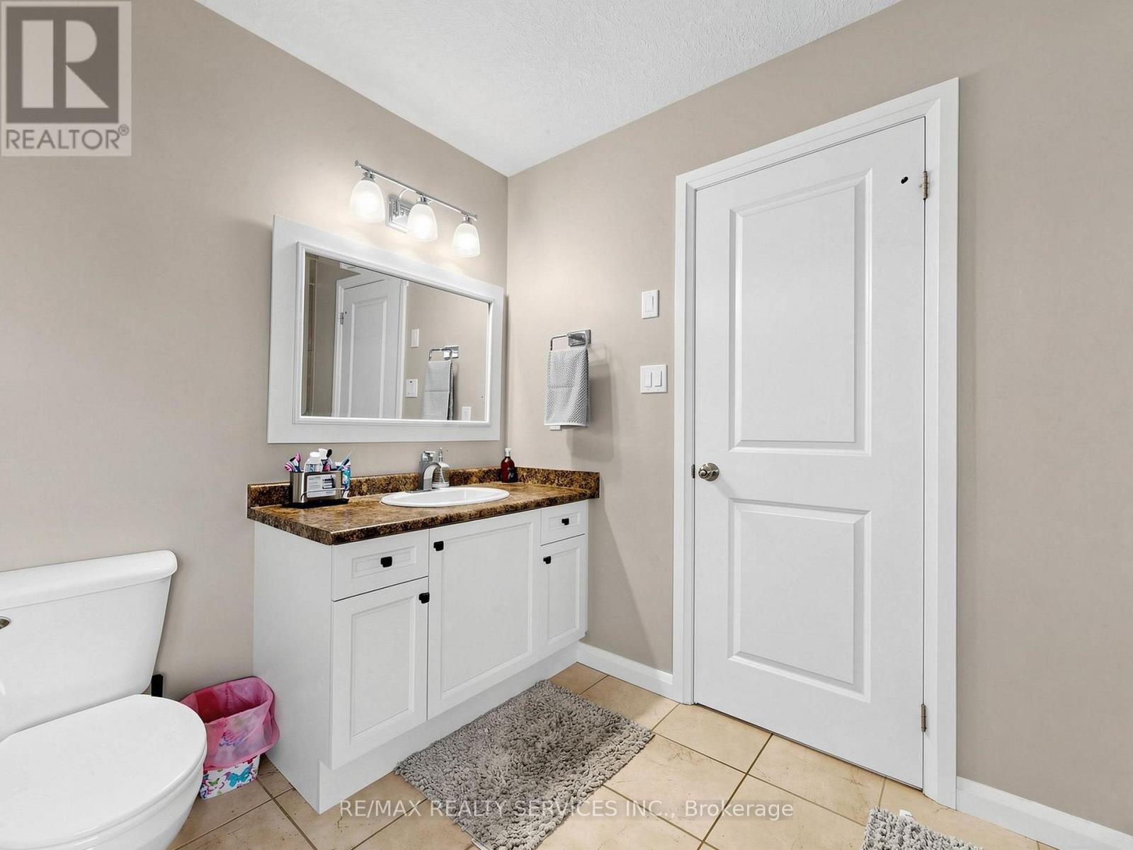 291 HARDCASTLE DRIVE - 22