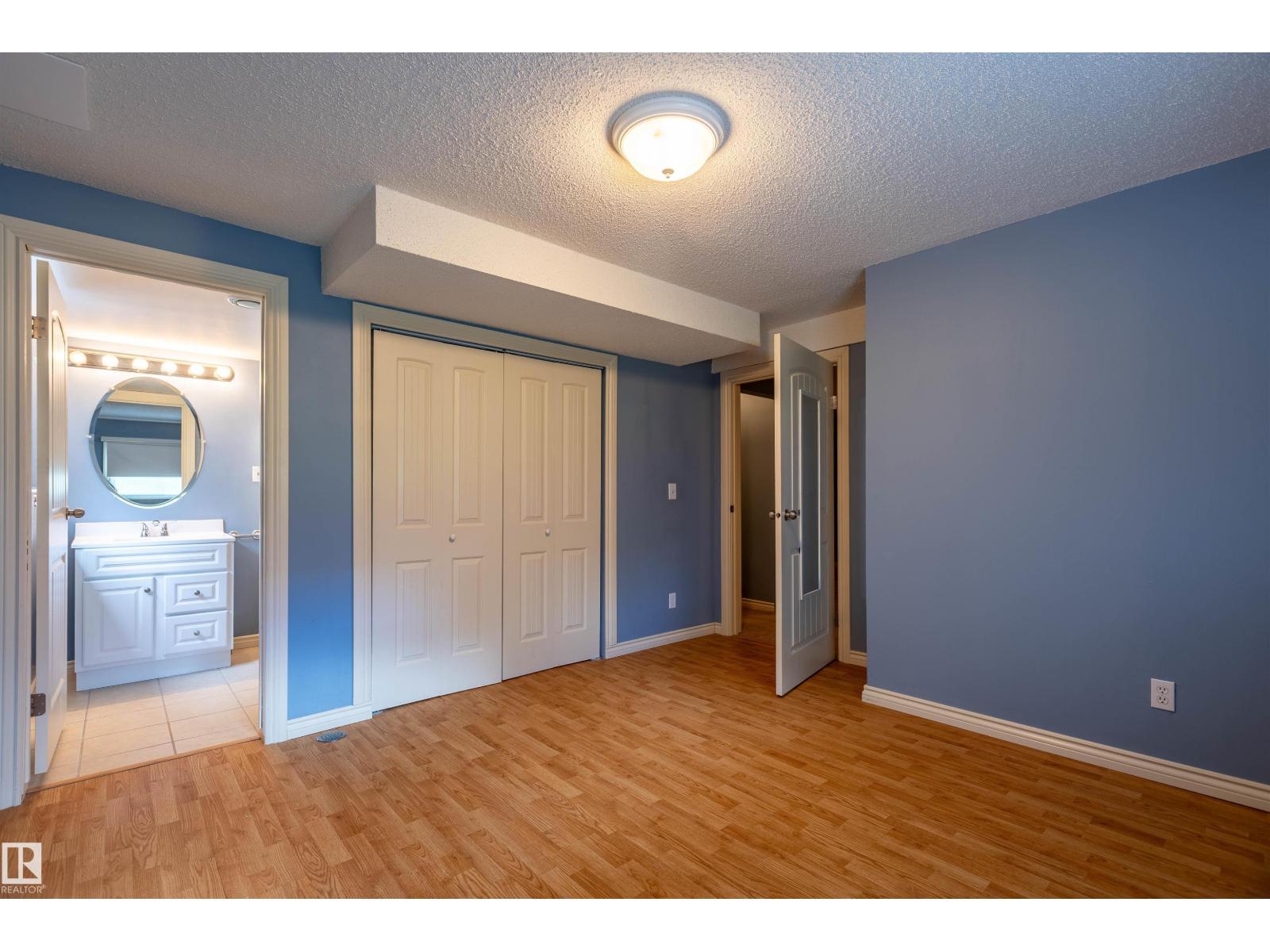 3 GLENFOREST CR — photo 7