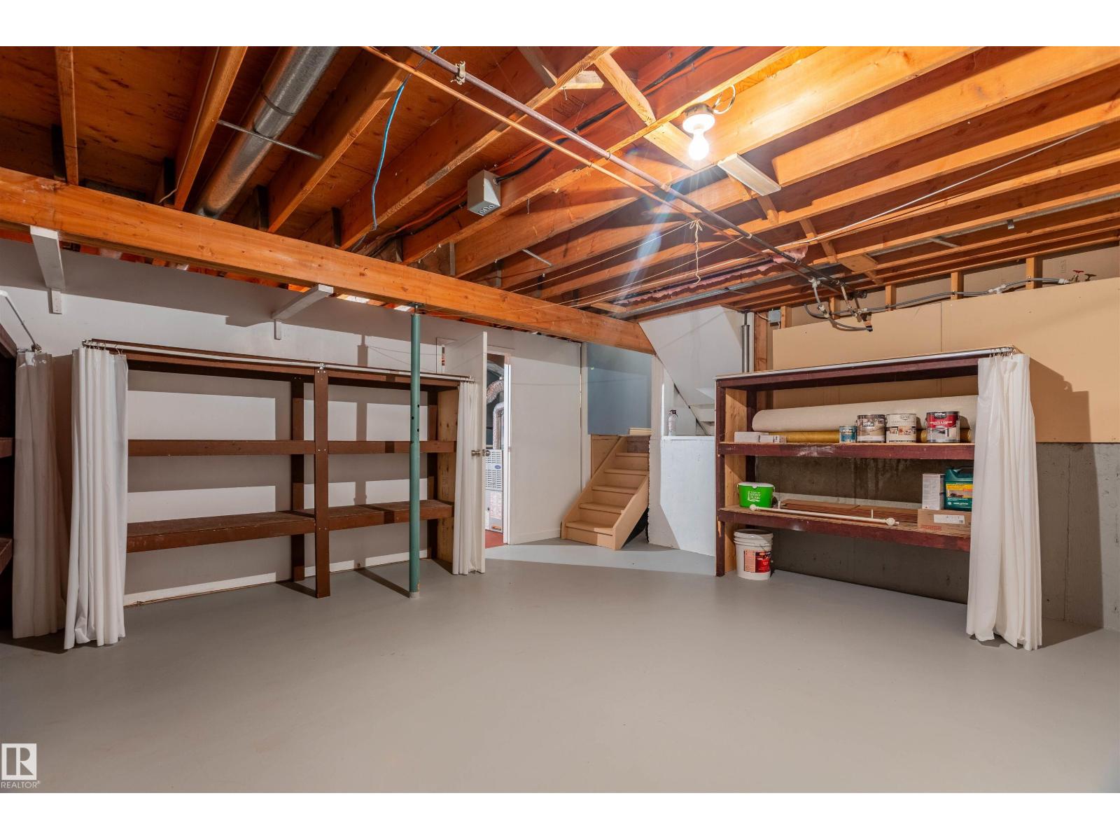3 GLENFOREST CR — photo 28