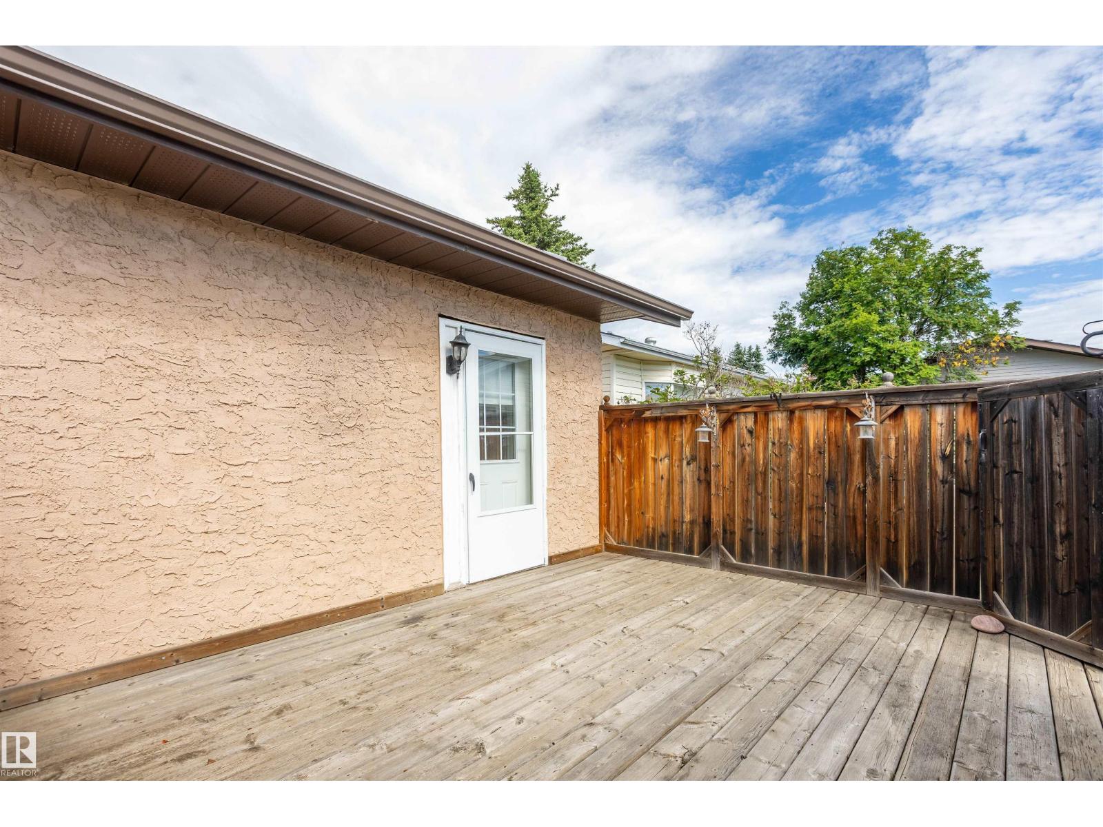 3 GLENFOREST CR — photo 41