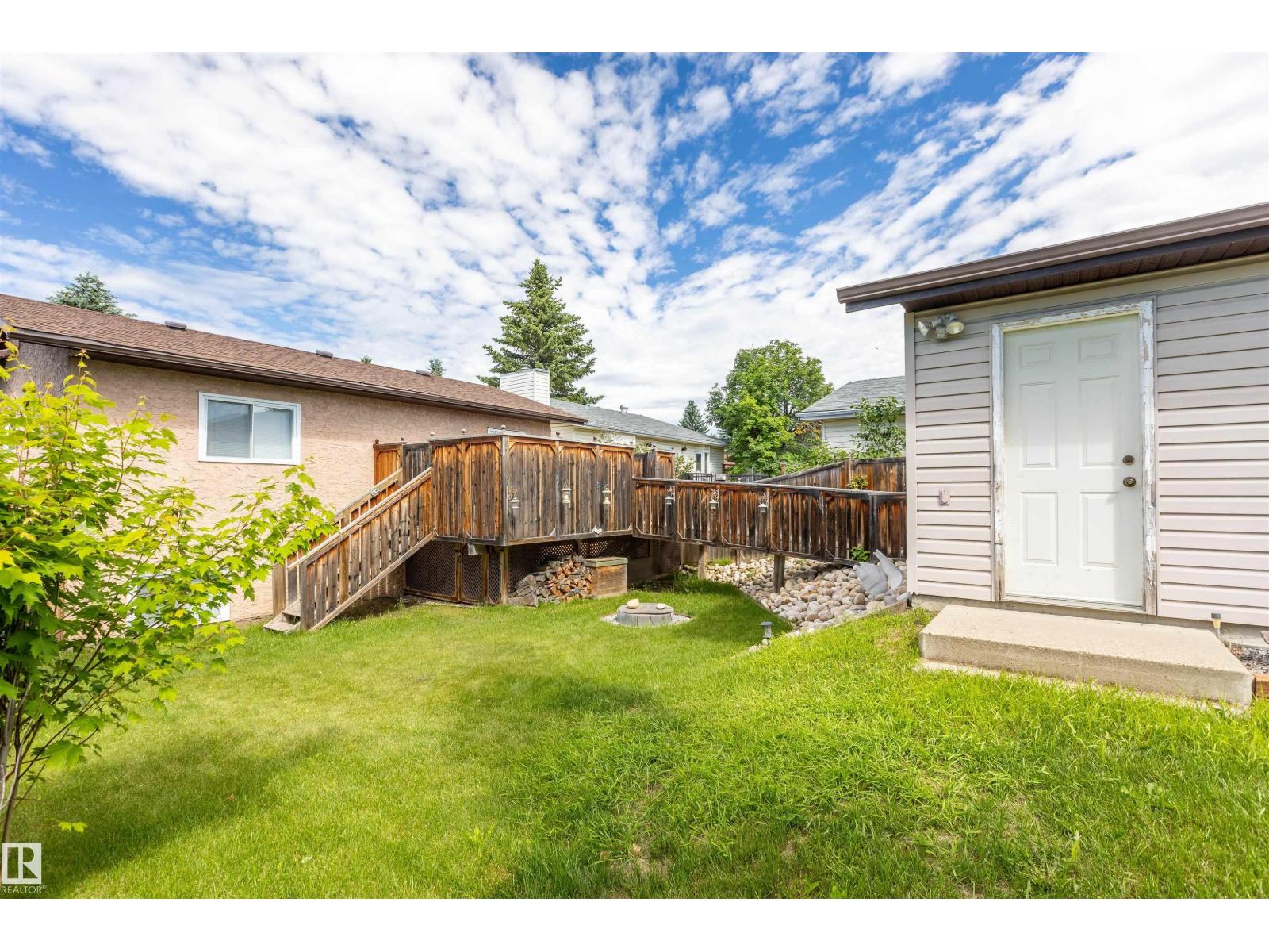 3 GLENFOREST CR — photo 32