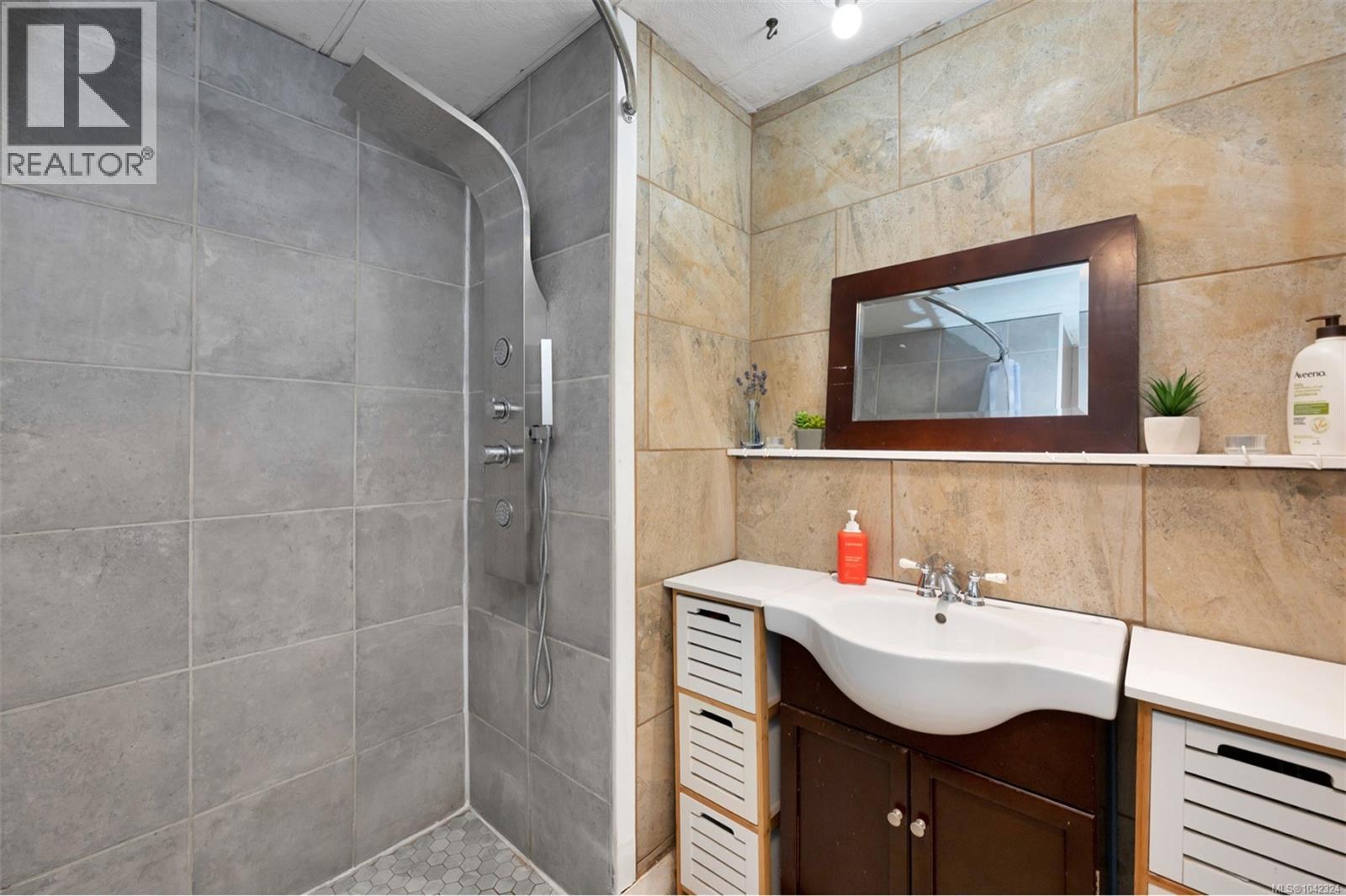 #22 1540 Cowichan Bay Rd - 7