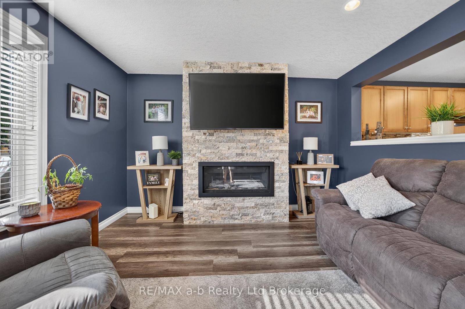507 HUMMINGBIRD CRESCENT - 15