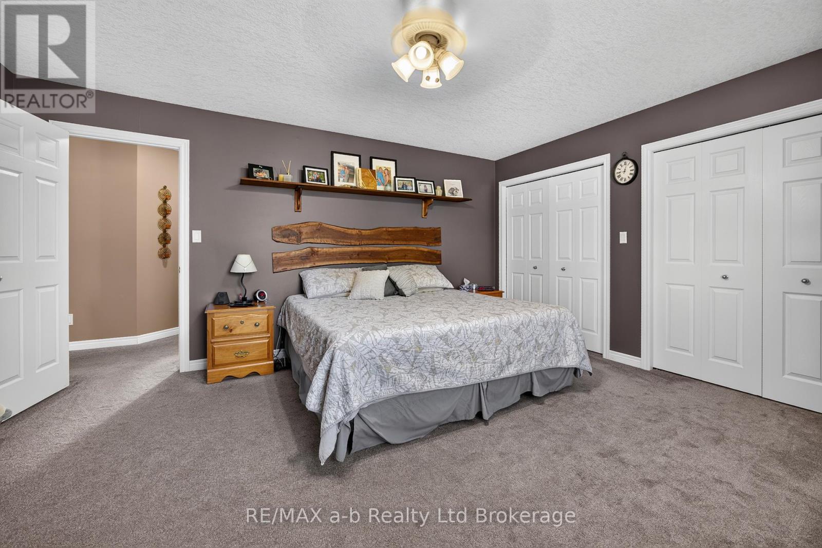 507 HUMMINGBIRD CRESCENT - 26