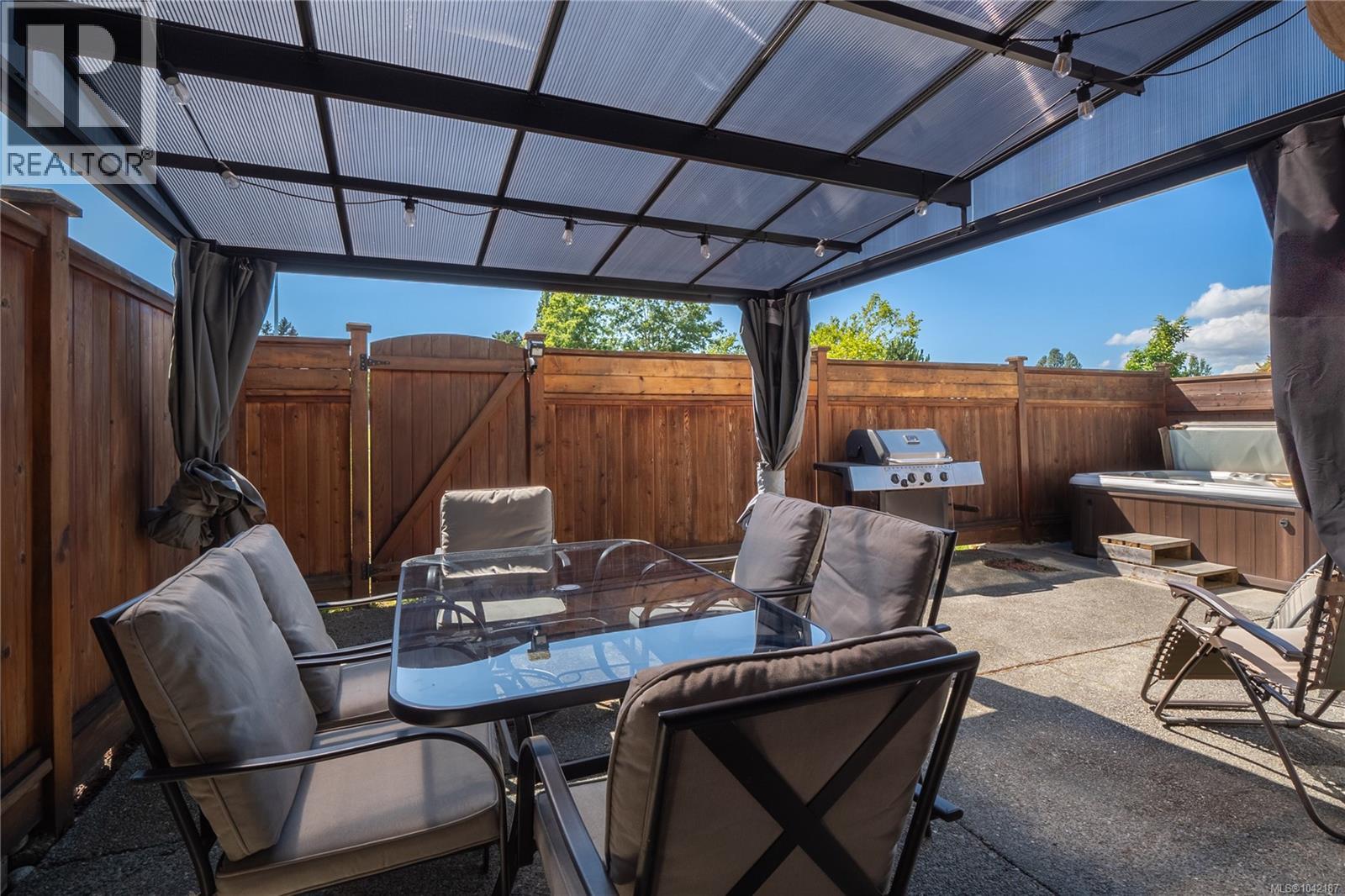 #4 3338 Whittier Ave - 14