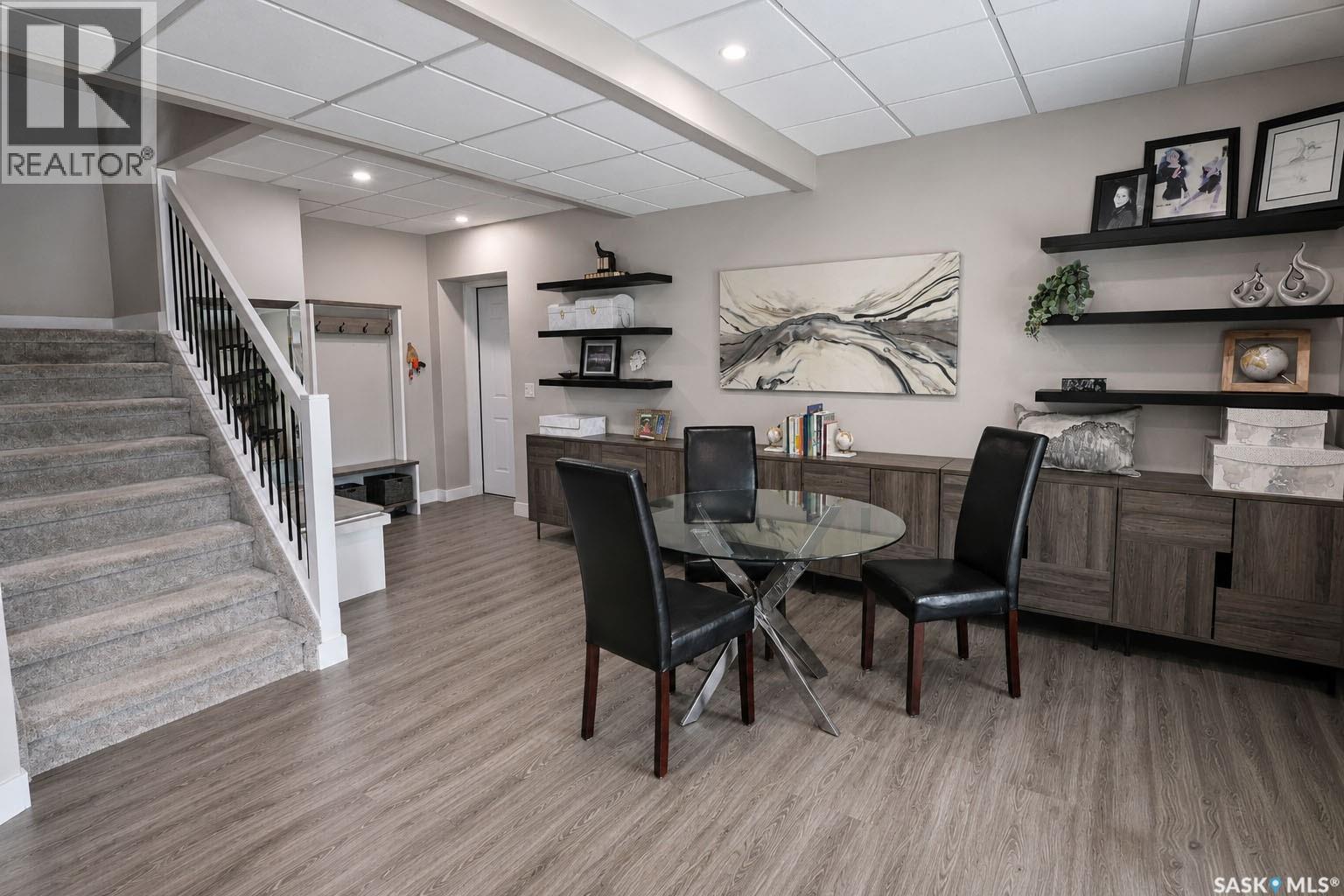 101 Jacobson DRIVE - 22