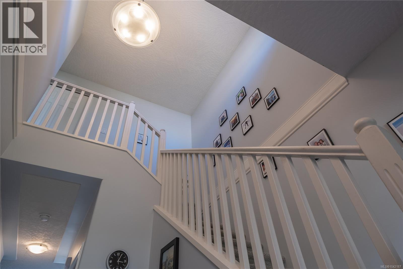 #4 3338 Whittier Ave - 20