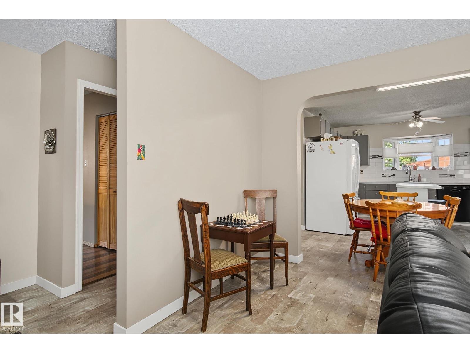 3212 73 ST NW - Image 16