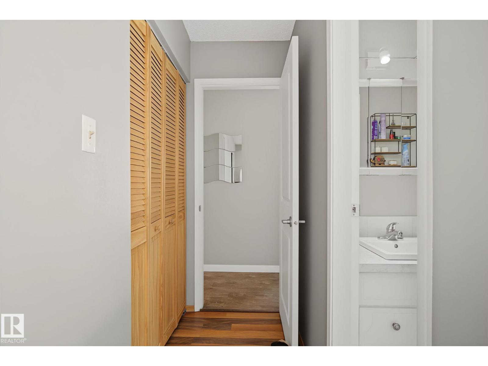 3212 73 ST NW - 27